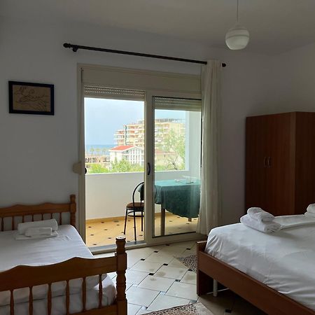 Rei'S Place Vlorë Buitenkant foto