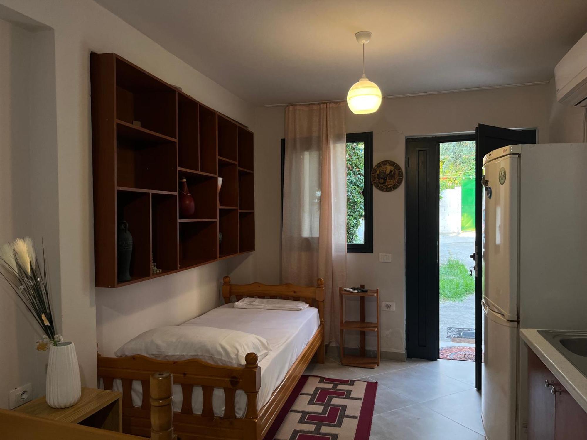 Rei'S Place Vlorë Buitenkant foto